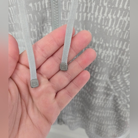 Blanc Noir Luxe Zip Front Hoodie Emilia Print Jacket Thumb Holes Size XS Fall - Picture 13 of 14